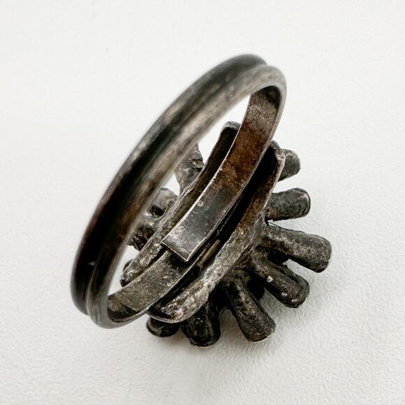 Brutalist Biomorphic Upcycled Ring Tentacle Sea Anemone Ring Size 6 Adjustable - Picture 11 of 13